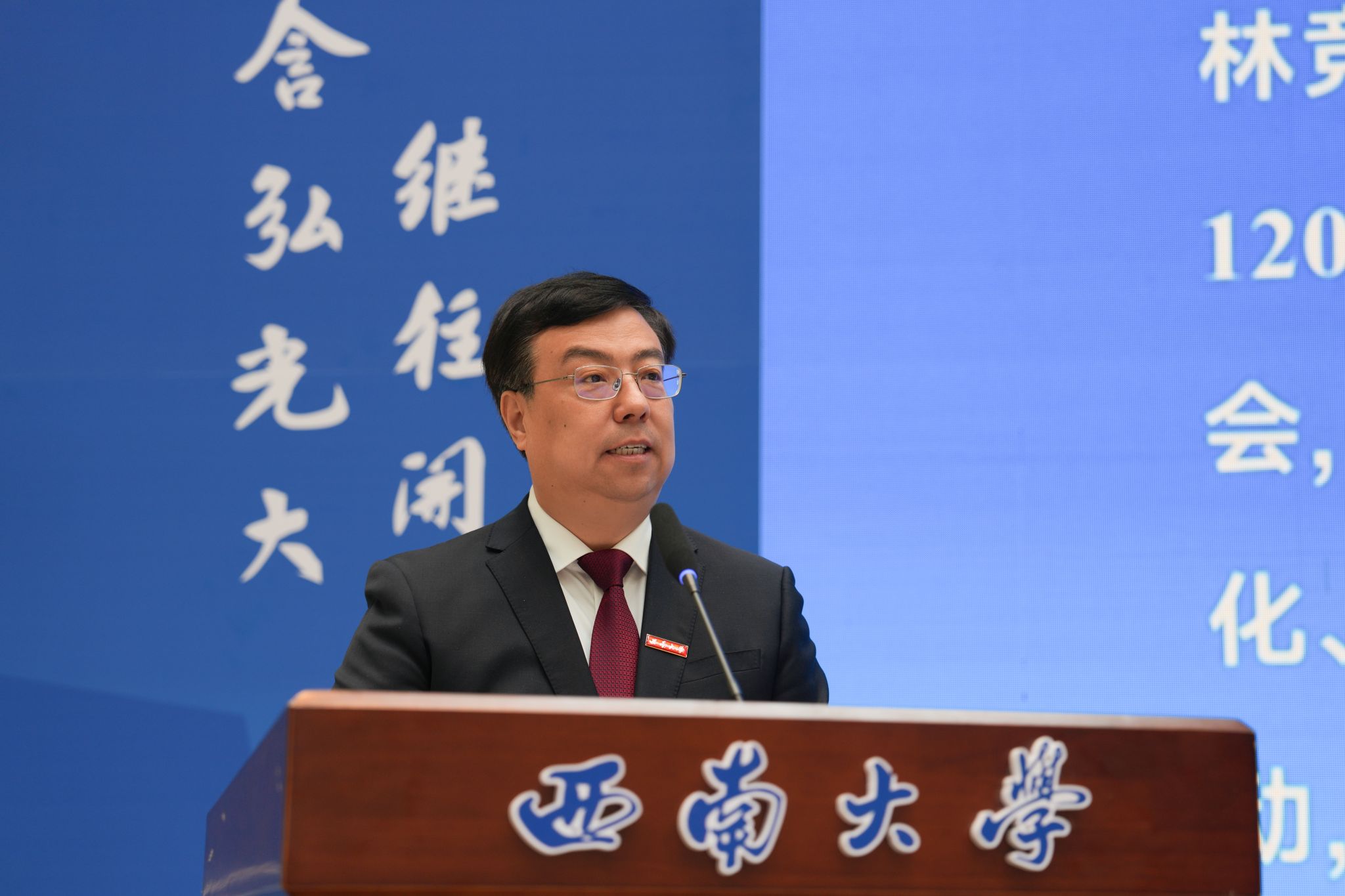 文件名称:DSC03199.jpg原图大小:27.99MB