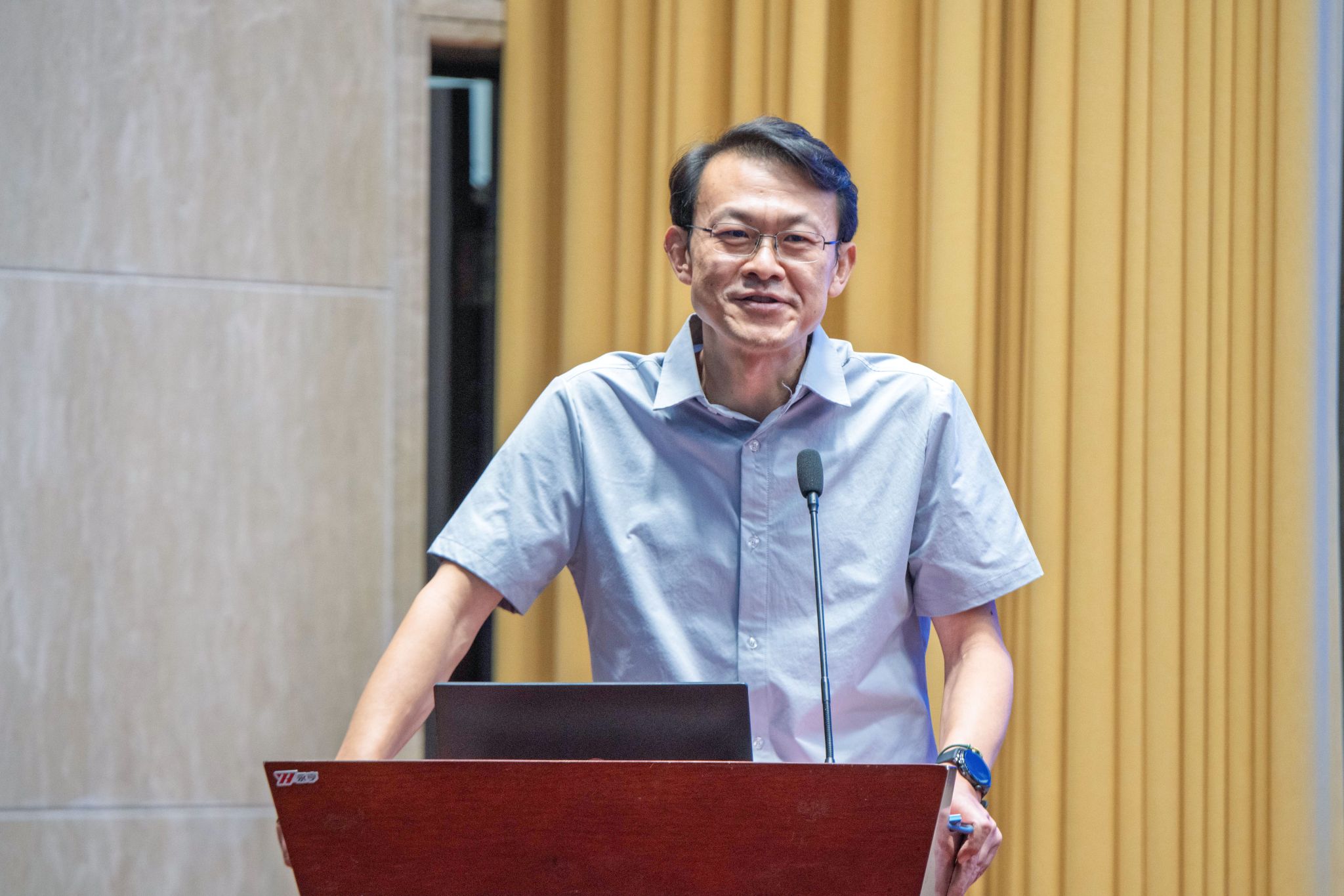 文件名称:DSC_8804.jpg原图大小:4.51MB