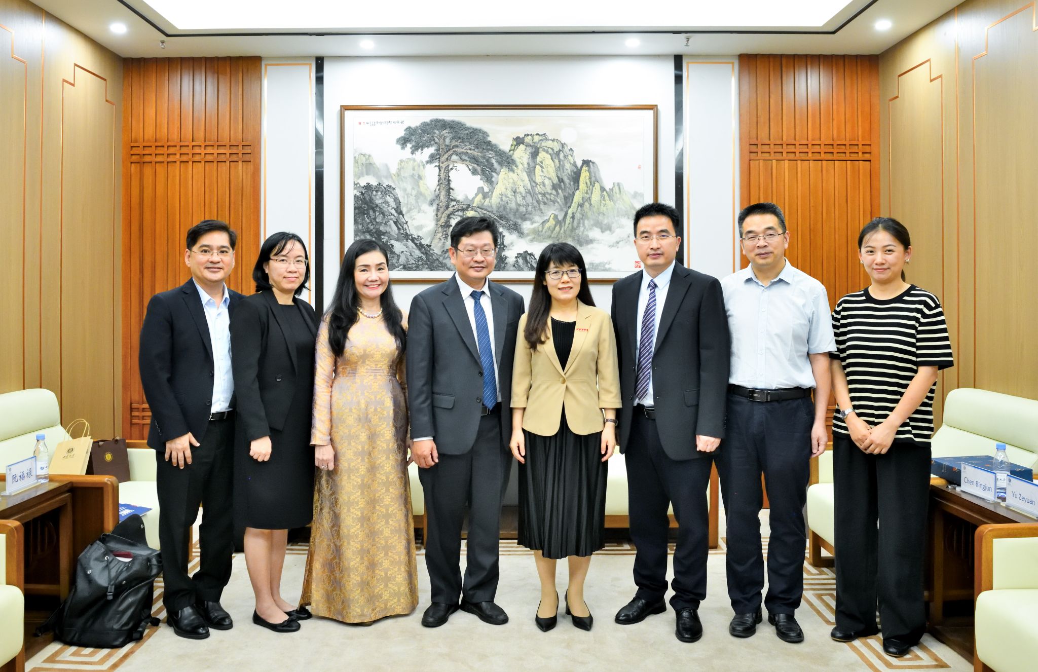 文件名称:3a01c9.jpg原图大小:NaNGB