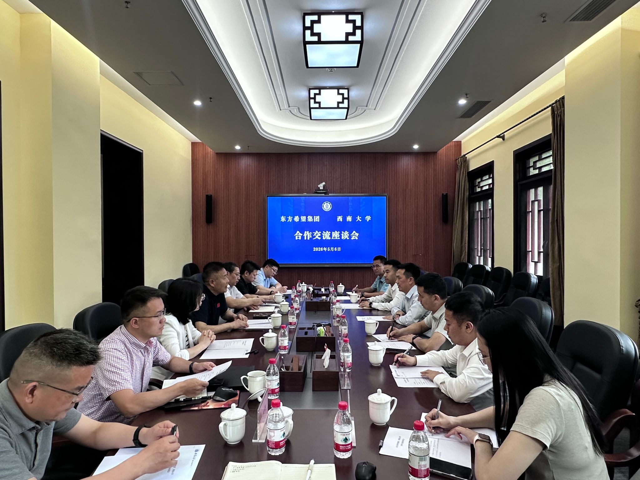 文件名称:东方希望集团.jpg原图大小:2.26MB