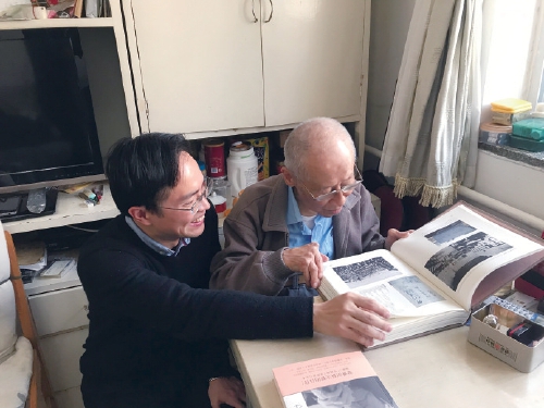 在“象牙塔”与“泥巴墙”之间 在“象牙塔”与“泥巴墙”之间